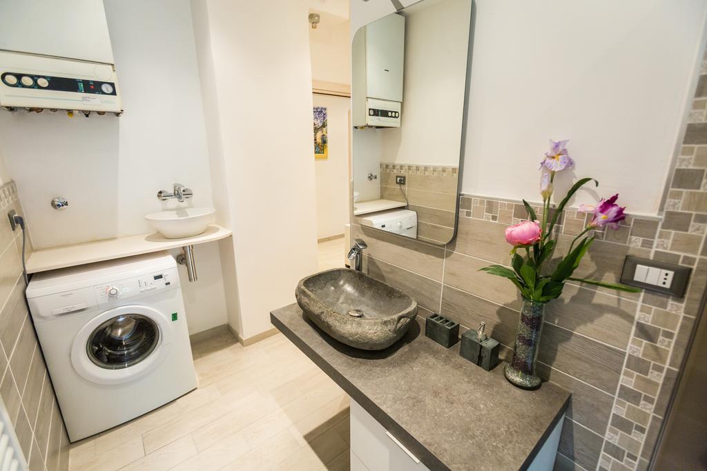 Bologna Butterfly Apartment Lippo Bagian luar foto